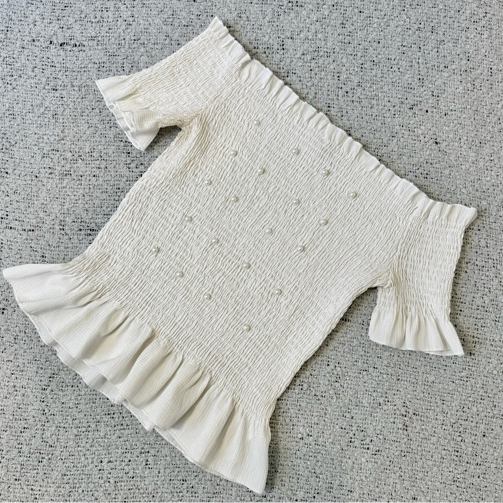 Belleza Off-Shoulder White Ruffle Top Approx L